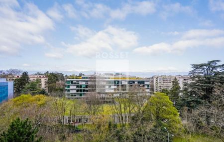 Appartement de 3.5 pièces au 7ème étage avec ascenseur