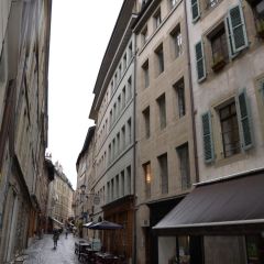 Appartement de 2 pièces, surface d'environ 46.00 m2 au 1er étage.