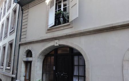 Appartement de 2,5 pièces avec terrasse à la Vieille-Ville