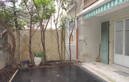 Appartement de 2,5 pièces avec terrasse à la Vieille-Ville