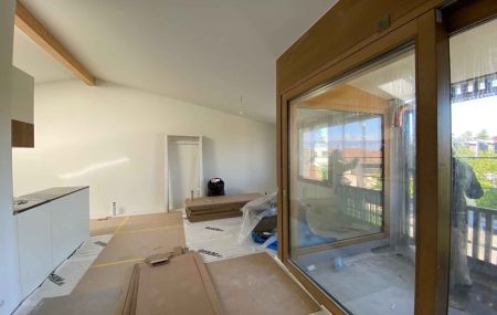 Appartement de 5 pièces avec loggia au dernier étage dans immeuble neuf à Bernex