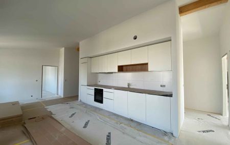 Appartement de 5 pièces avec loggia au dernier étage dans immeuble neuf à Bernex