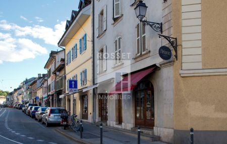 Appartement traversant de 2 pièces au 2ème étage