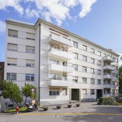 Appartement de 3 pièces au 3ème étage dans un immeuble  avec ascenseur dans le quartier du Grand-Lancy.