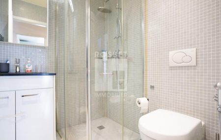 Appartement de 5 pièces au 3ème étage avec ascenseur