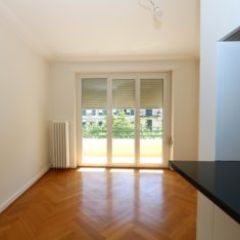 Appartement de 2,5 pièces avec balcon à Champel-Florissant