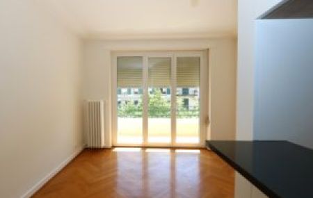 Appartement de 2,5 pièces avec balcon à Champel-Florissant