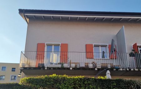 Bel appartement de 5 pièces spacieux en duplex avec un balcon