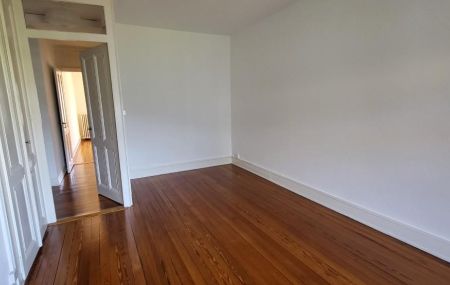 Appartement de 3 pièces au 4ème étage.