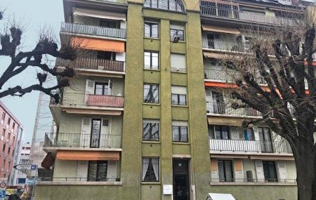 Appartement de 2.5 pièces au rez-supérieur avec balcon. 41m2 environ.