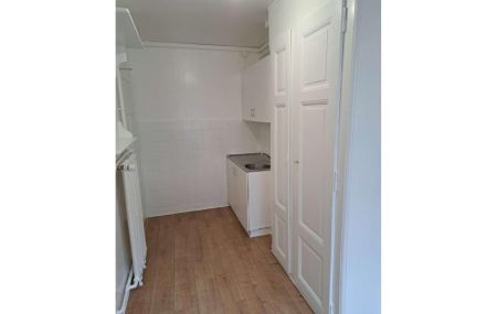 Appartement de 2 pièces au 5ème en face du Parc la Grange - visite groupée le vendredi 15 mai 2026 à 9h00.