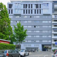 Appartement de 3 pièces, 52 m2 environ, au 6ème étage.