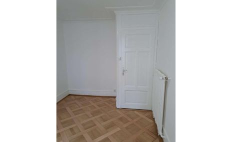 Appartement de 2 pièces au 5ème en face du Parc la Grange - visite groupée le vendredi 15 mai 2026 à 9h00.
