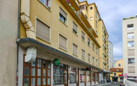 Bel appartement de 2 pièces au 1er étage. 34 m2 environ