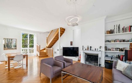 Maison de charme de 8 pièces avec vue lac à Vésenaz