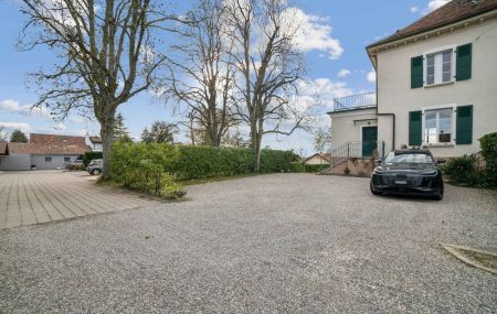 Maison de charme de 8 pièces avec vue lac à Vésenaz