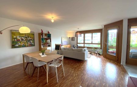 Appartement de 5 pièces avec loggia au Petit-Lancy