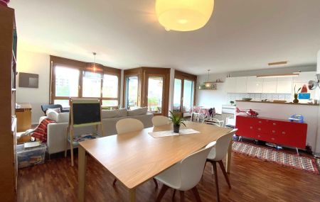 Appartement de 5 pièces avec loggia au Petit-Lancy