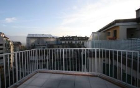 Appartement duplex de 6,5 pièces avec terrasse aux Charmilles