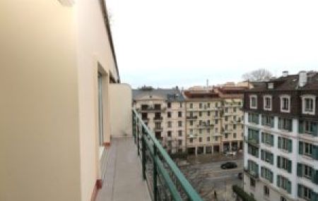 Appartement de 2,5 pièces avec balcon à Champel-Florissant