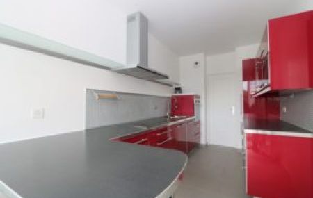 Appartement de 6,5 pièces avec 2 loggias à Versoix