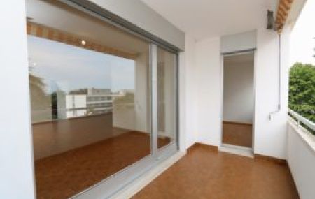 Appartement de 6,5 pièces avec 2 loggias à Versoix