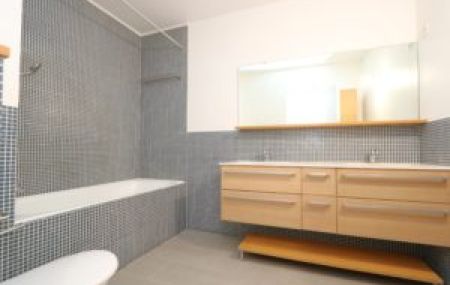 Appartement de 6,5 pièces avec 2 loggias à Versoix