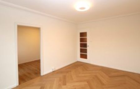 Appartement de 2,5 pièces avec balcon à Champel-Florissant