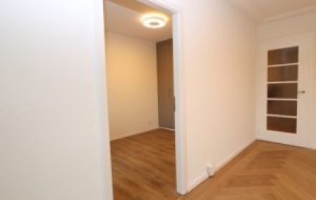 Appartement de 2,5 pièces avec balcon à Champel-Florissant