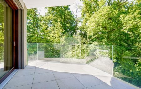 Dans un immeuble neuf en copropriété