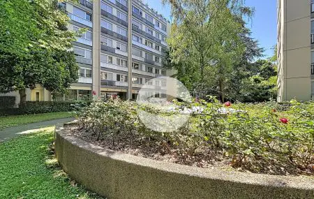 Studio meublé