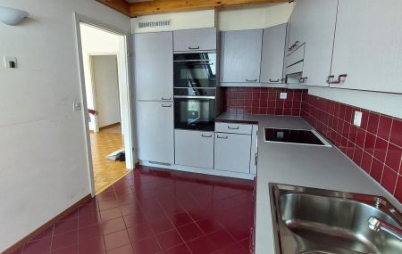 Bel appartement de 3 pièces au 3ème étage avec un balcon