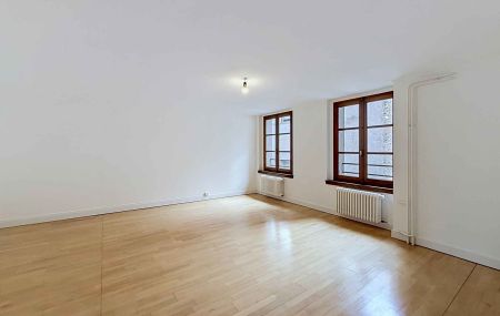Appartement de 8 pièces en triplex avec terrasse à la Vieille-Ville