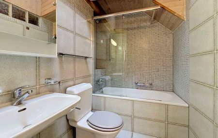Appartement de 8 pièces en triplex avec terrasse à la Vieille-Ville