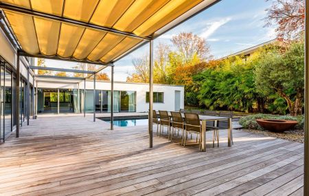 Magnifique villa contemporaine avec piscine et vue lac à Hermance