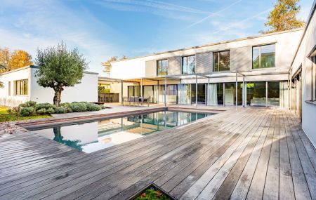 Magnifique villa contemporaine avec piscine et vue lac à Hermance