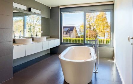 Magnifique villa contemporaine avec piscine et vue lac à Hermance