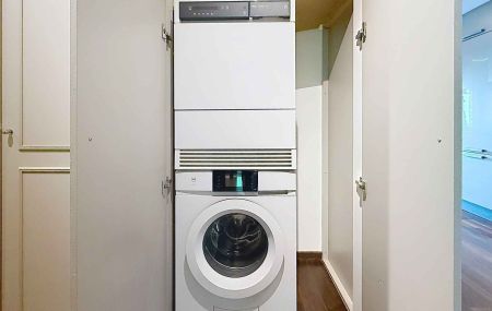 Appartement de 7 pièces avec balcons quartier Hôpital