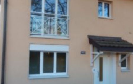 Villa jumelée de 6 pièces avec terrasse et jardin à Bellevue