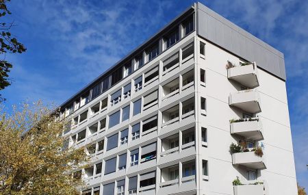 Bel appartement de 3 pièces, d'environ 48 m2, au 7ème étage.
