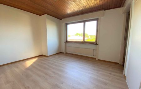 Villa individuelle de 7 pièces avec piscine à Vésenaz