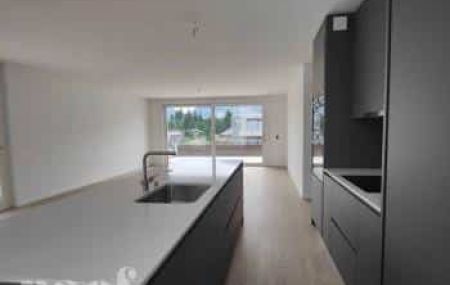 Appartement 3 pièces - Jeanne-Lavergnat 28 Troinex