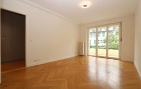Appartement de 2,5 pièces avec balcon à Champel-Florissant