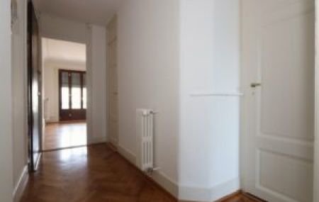 Appartement de 3 pièces avec balcon à la Servette