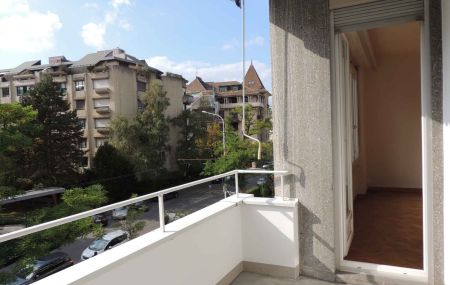 Appartement de 5 pièces avec balcon à Champel