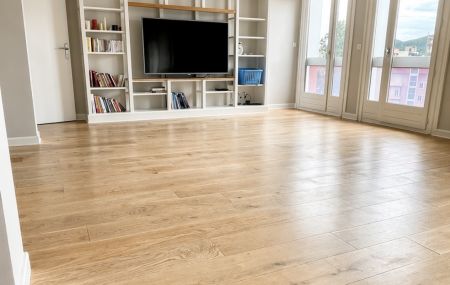 T5 Loft d’exception – Dernier étage – Vue Mont Blanc / Jura / Salève – Meublé – Terrasse + Parking